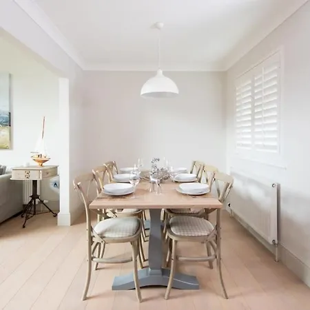 Superior House For 6 Near Beach W Parking Garden West Wittering Exterior foto
