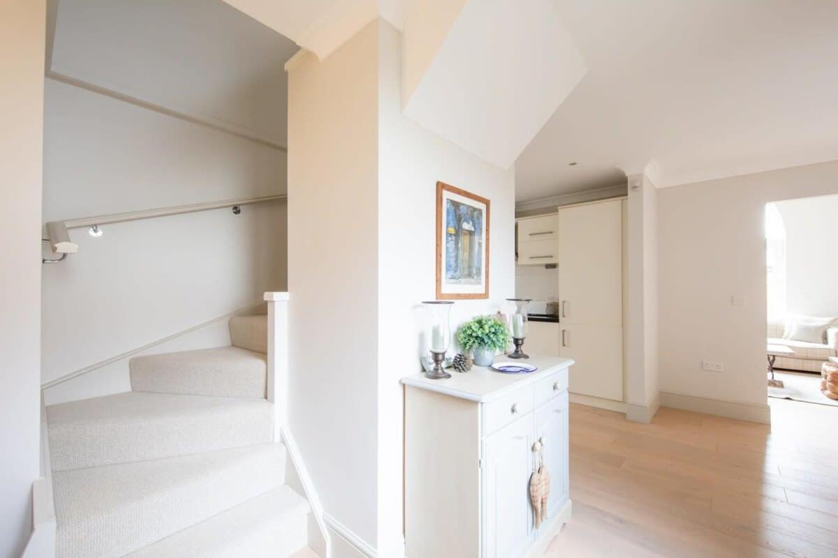 Superior House For 6 Near W Parking Garden Holiday home West Wittering