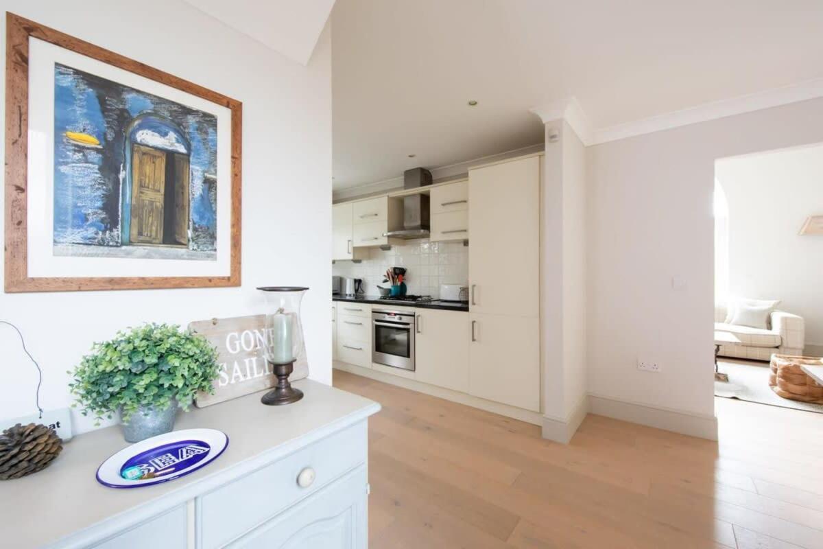 Superior House For 6 Near W Parking Garden West Wittering